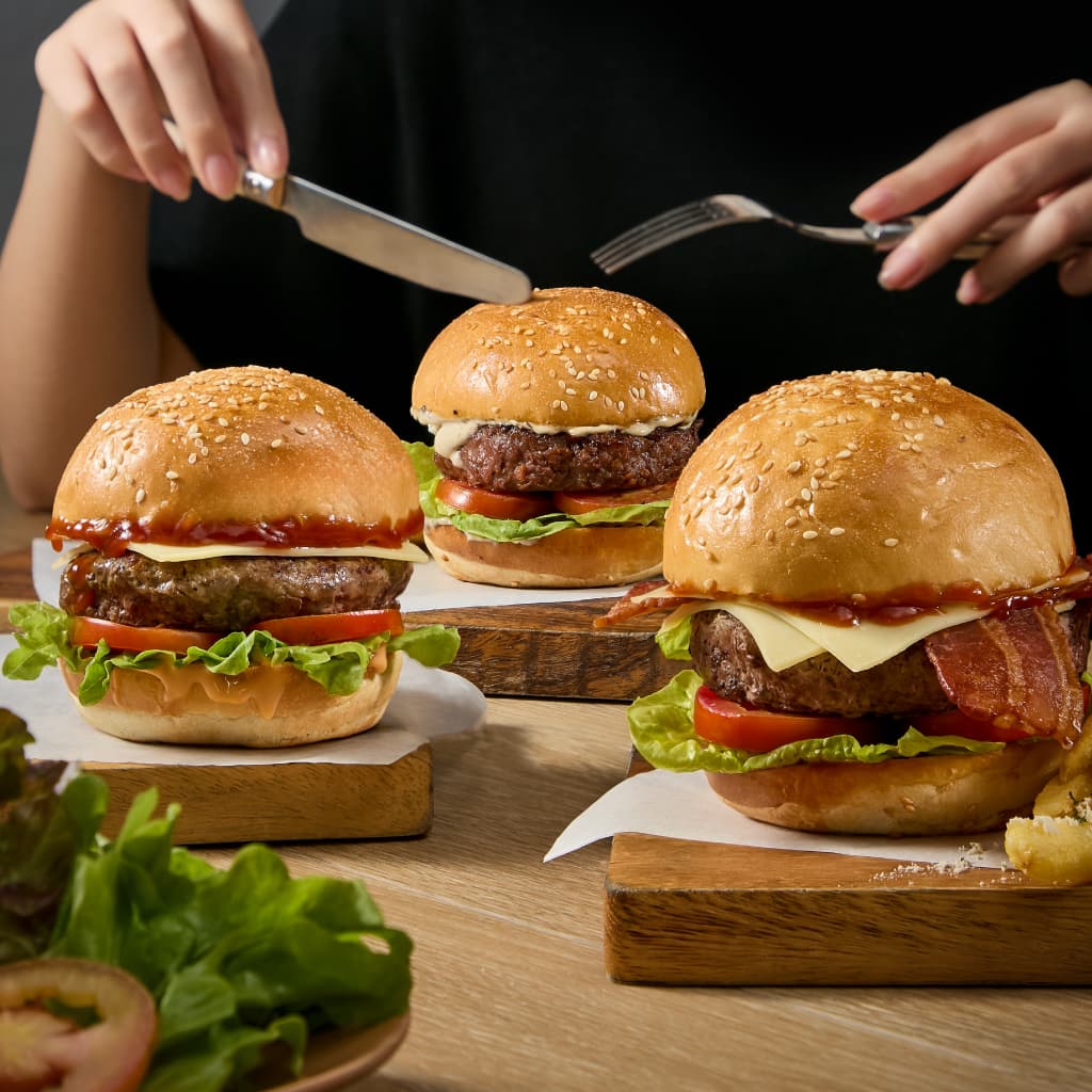 BURGERS & LUNCH FAVES